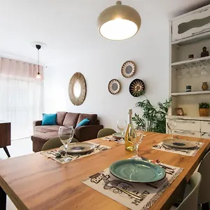 the-2nd-corner-central-apartment-ideal-for-groups.1costadelsol.com/